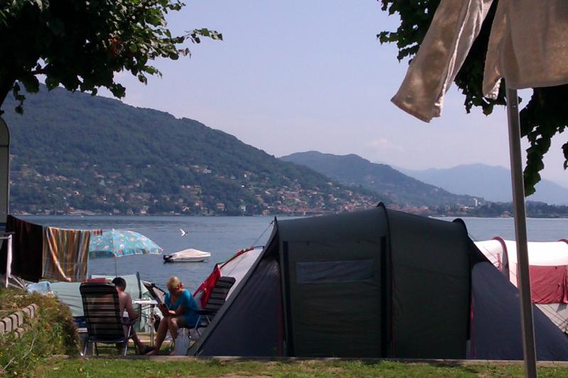 Baveno Camping Parisi - ezt a sátrat nem sokáig nézegettük, hamar elmentek.